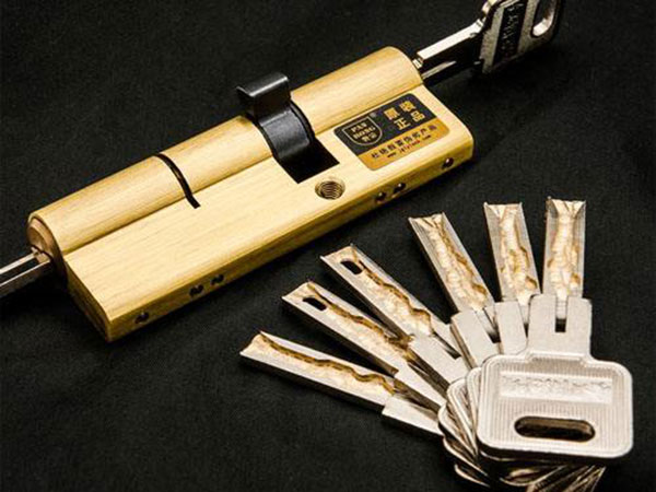 茄子河24小时上门开锁公司